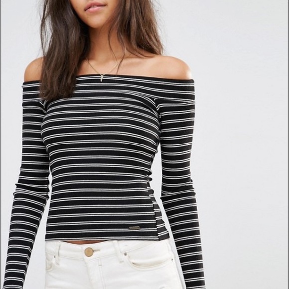 Hollister Off Shoulder Stripe Top - Picture 3 of 7